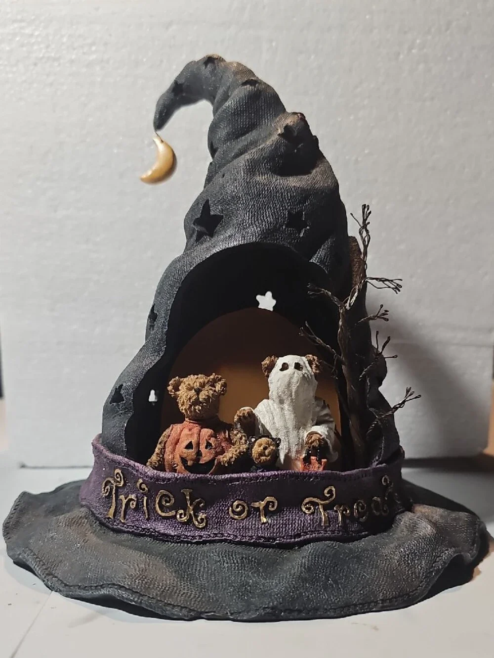 Boyds Bears Esbearedla's Hat Figurine Night Light